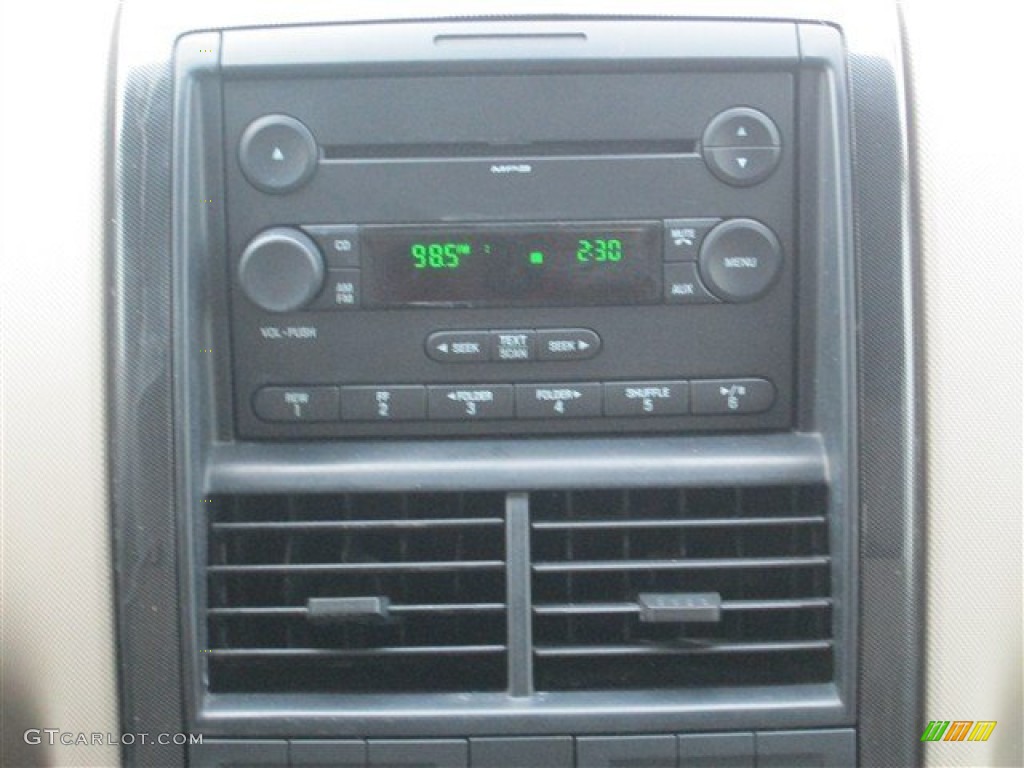 2007 Ford Explorer Sport Trac XLT Audio System Photos