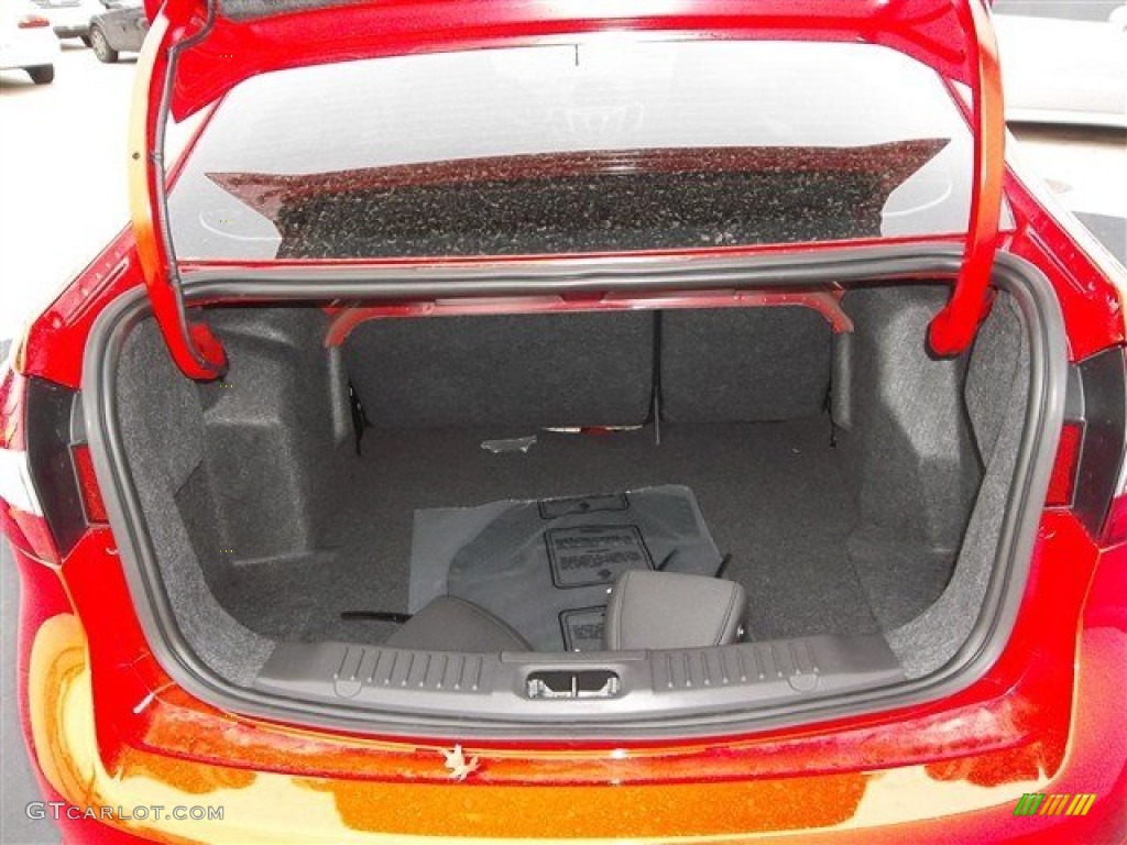 2013 Fiesta SE Sedan - Race Red / Charcoal Black photo #8