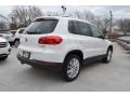 Candy White - Tiguan SE 4Motion Photo No. 2