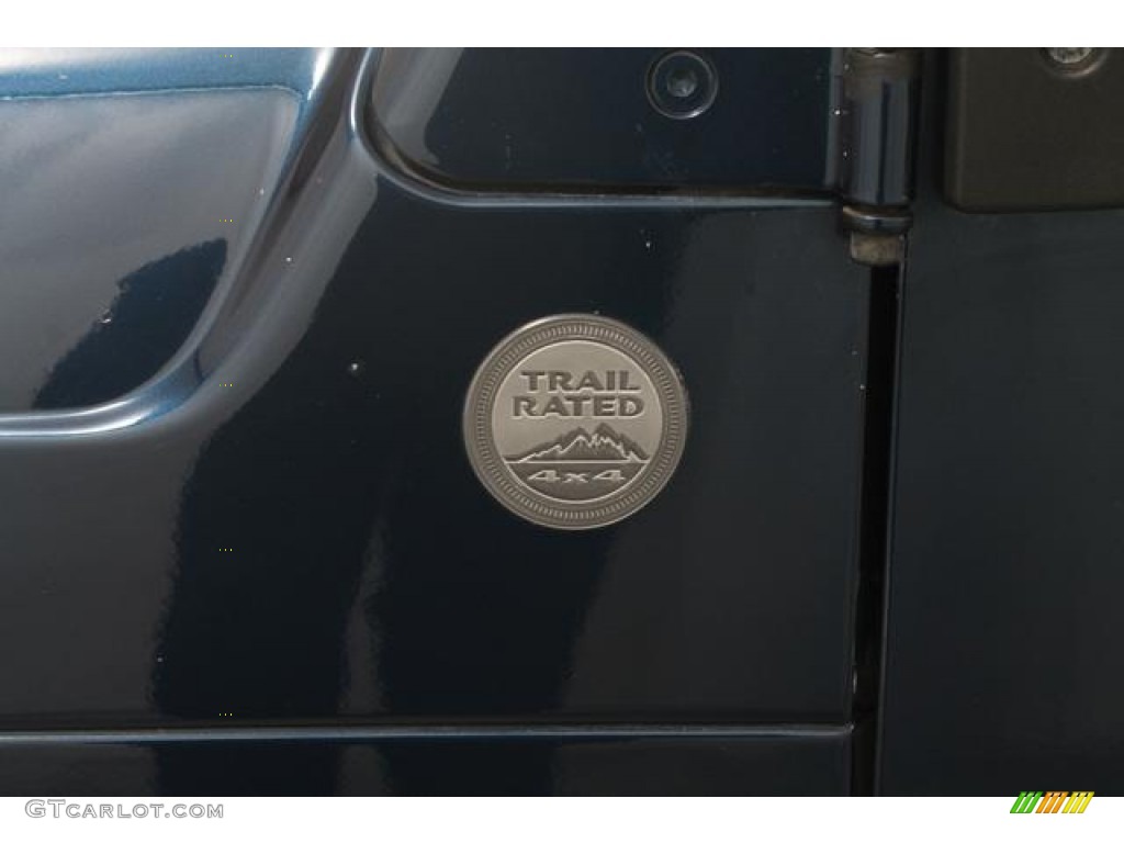 2004 Wrangler SE 4x4 - Patriot Blue Pearl / Dark Slate Gray photo #14
