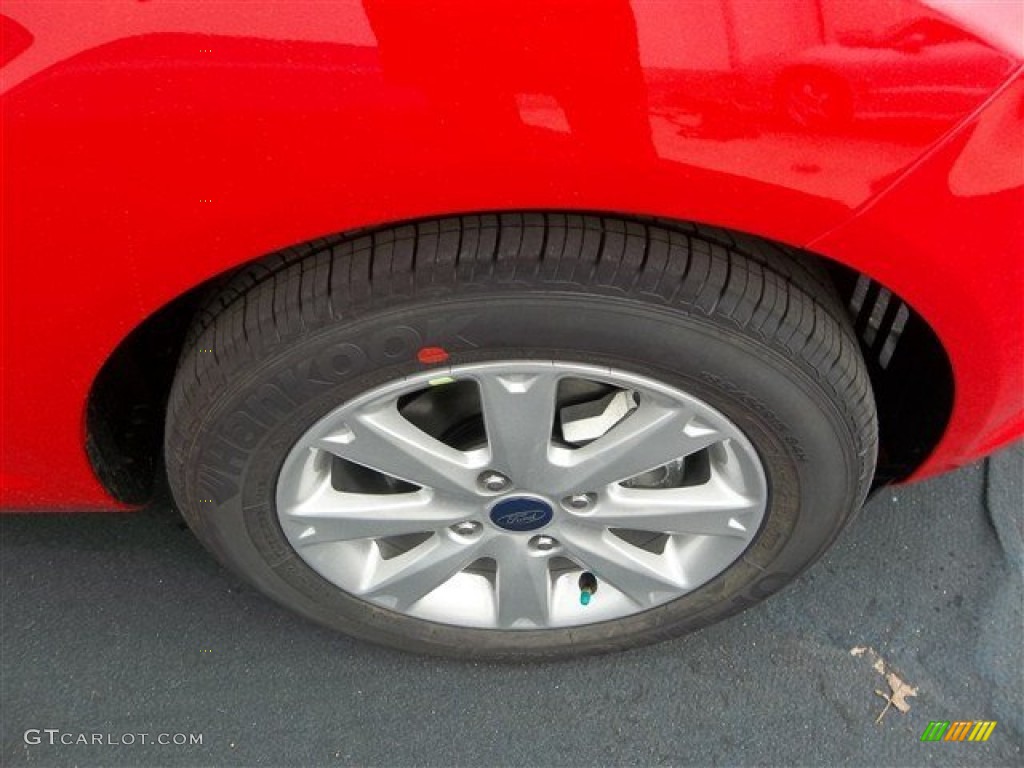 2013 Fiesta SE Sedan - Race Red / Charcoal Black/Light Stone photo #12