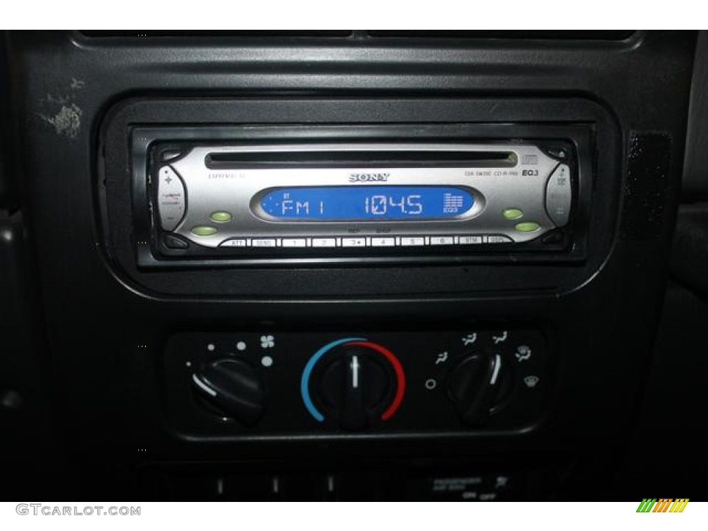 2004 Wrangler SE 4x4 - Patriot Blue Pearl / Dark Slate Gray photo #26