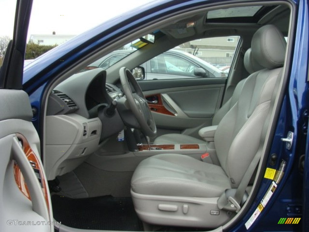 Ash Interior 2011 Toyota Camry XLE Photo #77159411