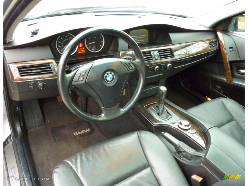 Black Interior 2004 BMW 5 Series 525i Sedan Photo #77160512