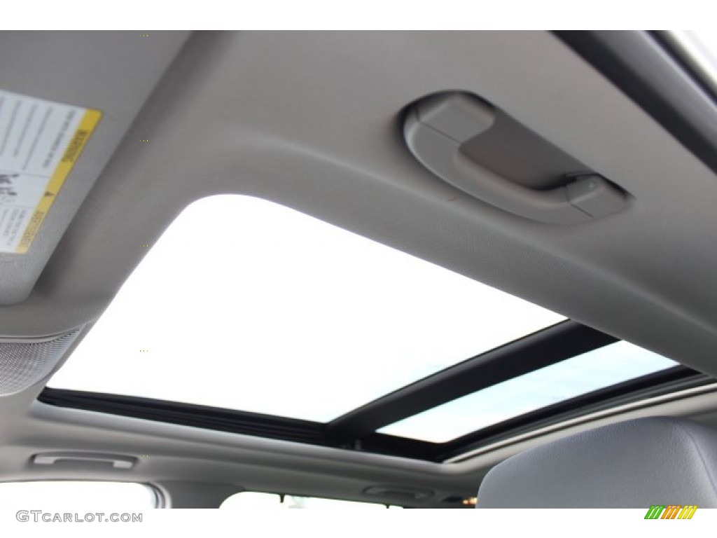 2013 X5 xDrive 35i Premium - Alpine White / Black photo #20