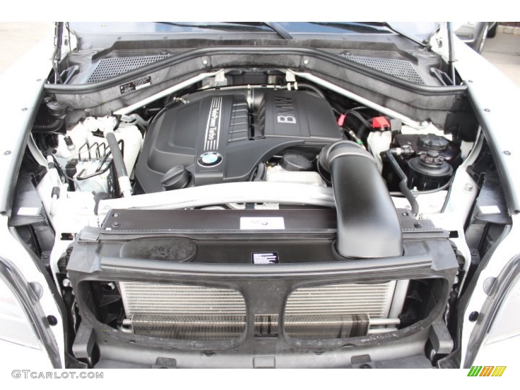 2013 X5 xDrive 35i Premium - Alpine White / Black photo #30