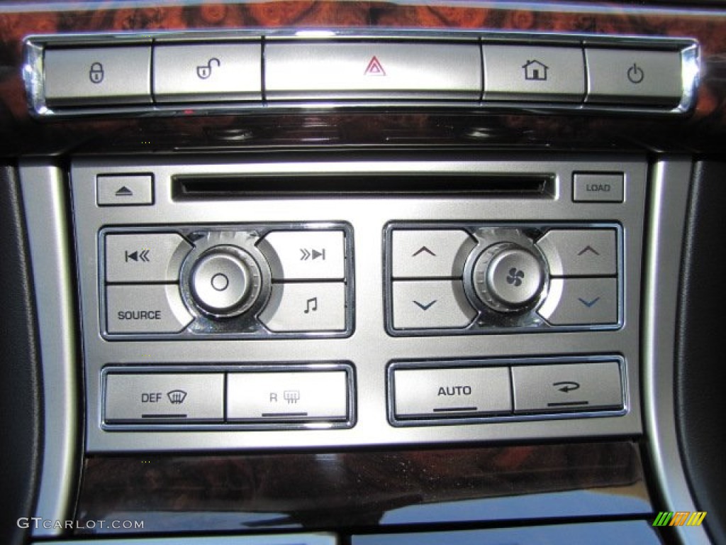 2010 Jaguar XF Premium Sport Sedan Controls Photo #77168042