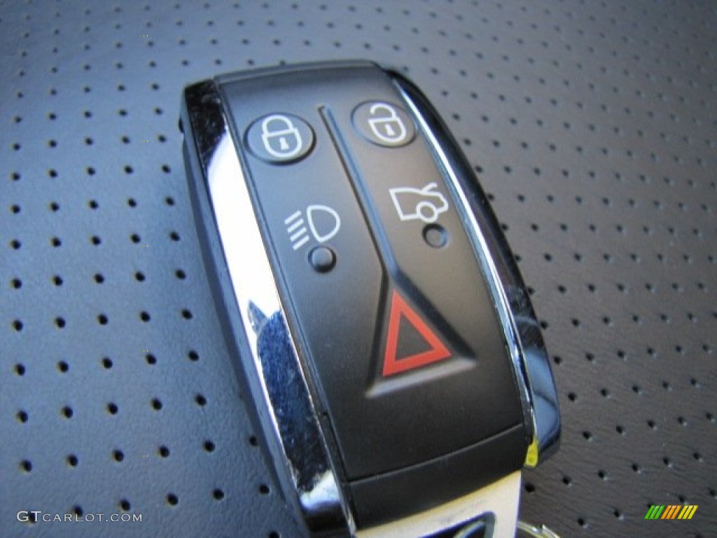 2010 Jaguar XF Premium Sport Sedan Keys Photo #77168072