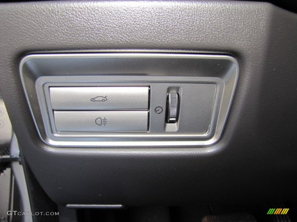 2010 Jaguar XF Premium Sport Sedan Controls Photo #77168453