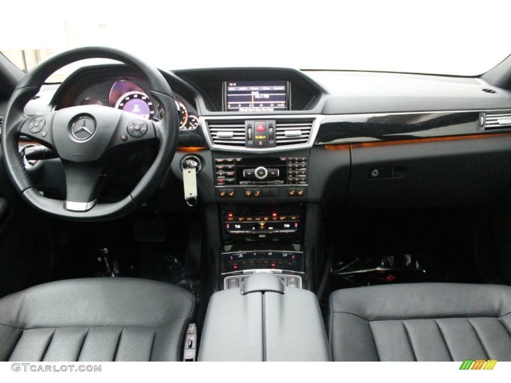 2010 Mercedes-Benz E 550 Sedan Black Dashboard Photo #77168741