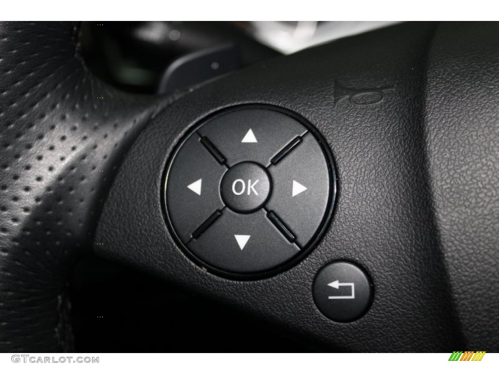 2010 Mercedes-Benz E 550 Sedan Controls Photo #77168834