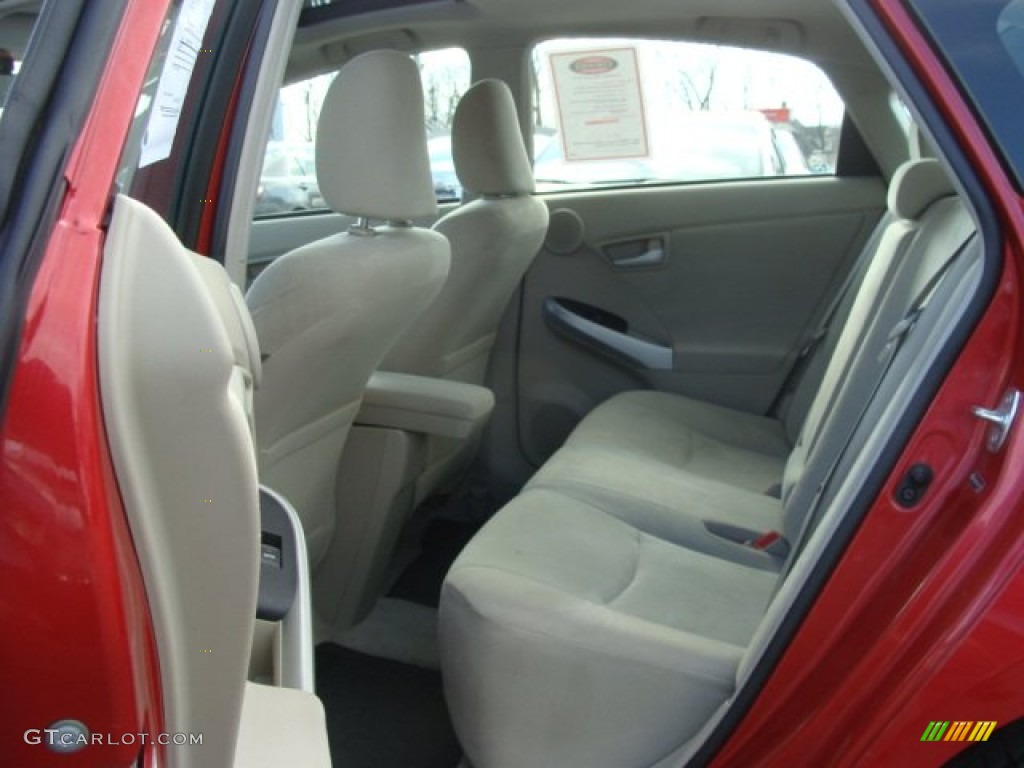 2010 Prius Hybrid IV - Barcelona Red Metallic / Bisque photo #13