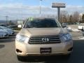 Sandy Beach Metallic - Highlander V6 4WD Photo No. 2
