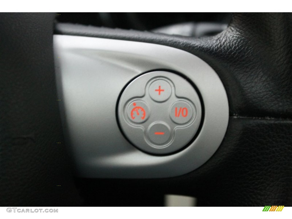 2009 Mini Cooper S Clubman Controls Photo #77171653