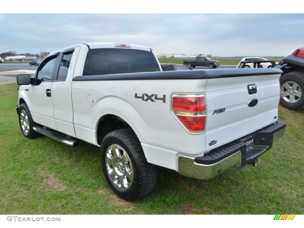2010 F150 XLT SuperCab 4x4 - Oxford White / Tan photo #3