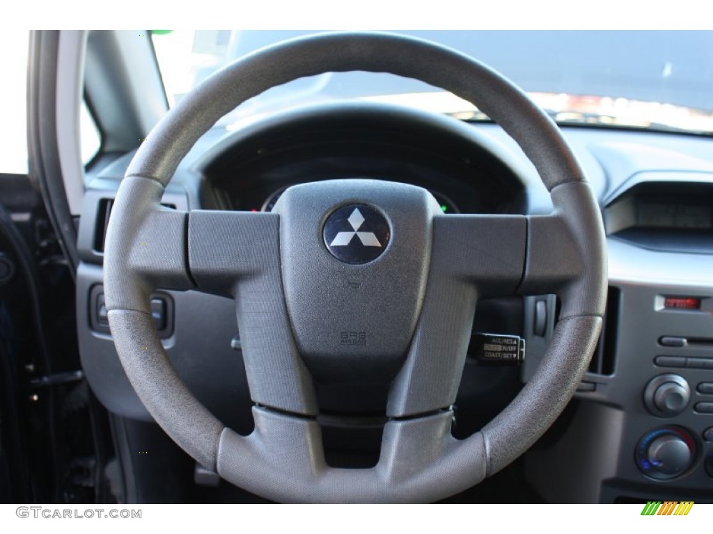 2005 Mitsubishi Endeavor LS Steering Wheel Photos