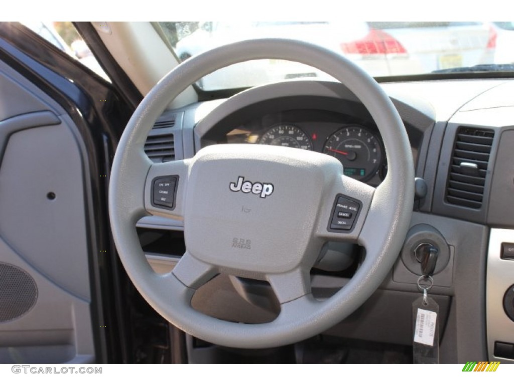 2005 Jeep Grand Cherokee Laredo 4x4 Medium Slate Gray Steering Wheel Photo #77174159