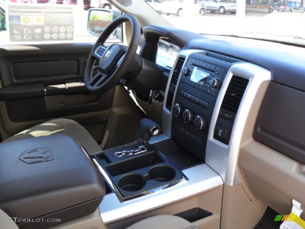 2011 Ram 1500 SLT Crew Cab - Bright White / Light Pebble Beige/Bark Brown photo #20