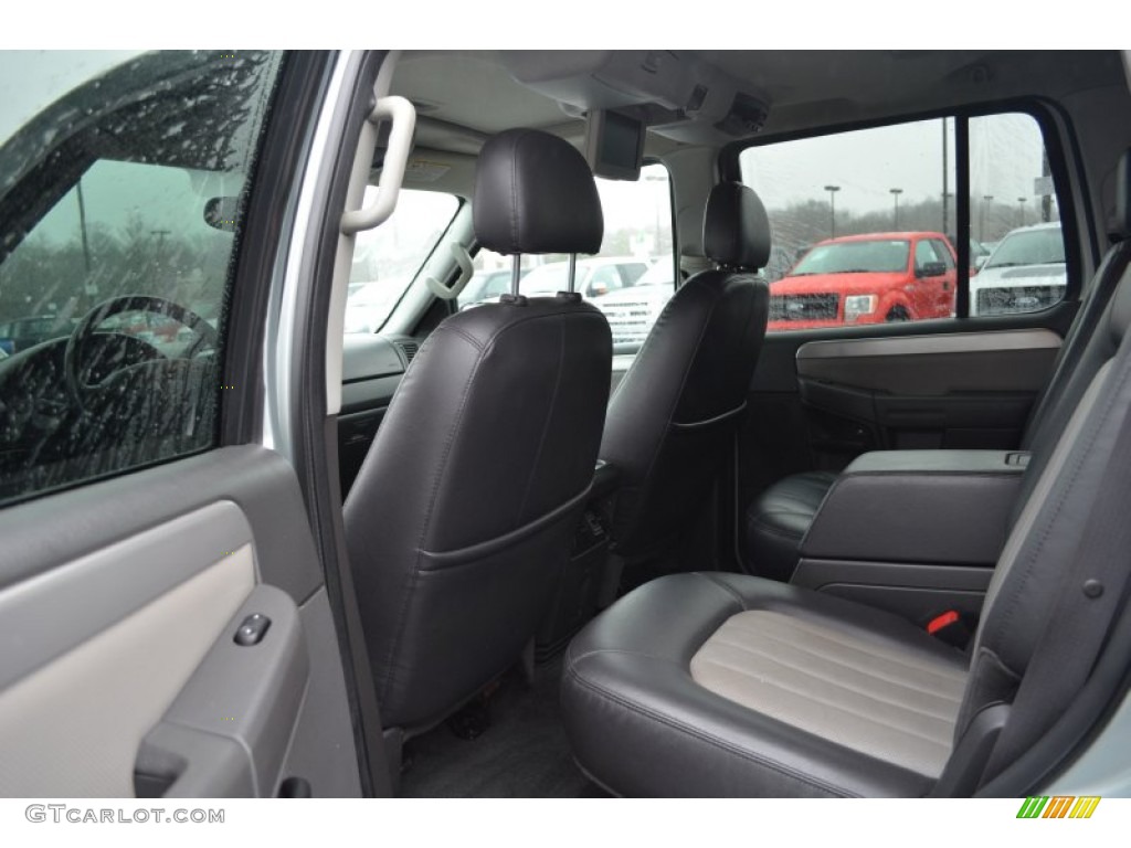 2005 Mercury Mountaineer V6 Premier Rear Seat Photo #77176642