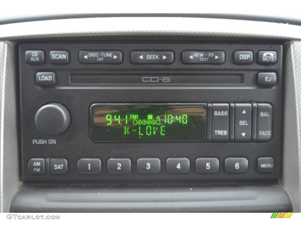 2005 Mercury Mountaineer V6 Premier Audio System Photo #77177102