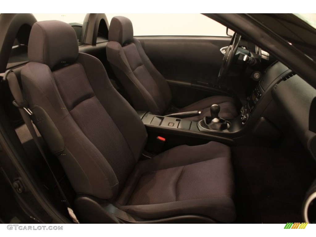 Charcoal Interior 2005 Nissan 350Z Roadster Photo #77179238