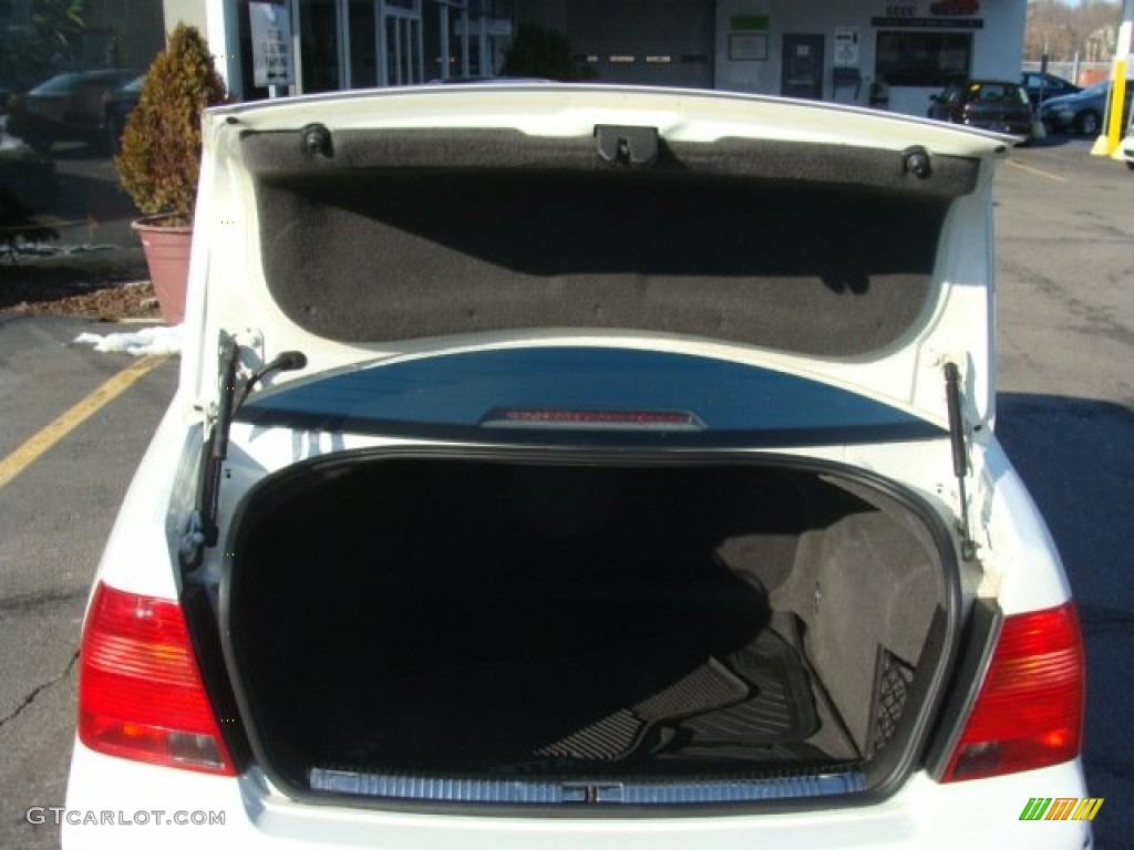 1999 Jetta GL Sedan - Cool White / Black photo #12