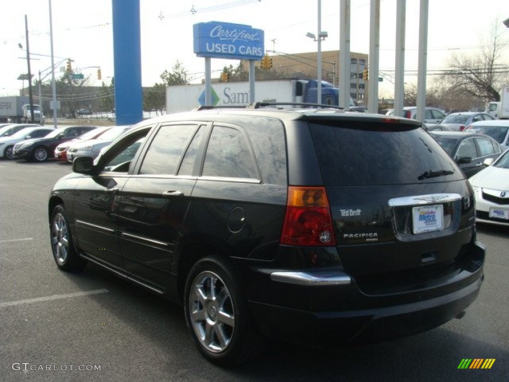 2006 Pacifica Limited AWD - Brilliant Black / Light Taupe photo #6