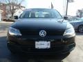 Black - Jetta SE Sedan Photo No. 2
