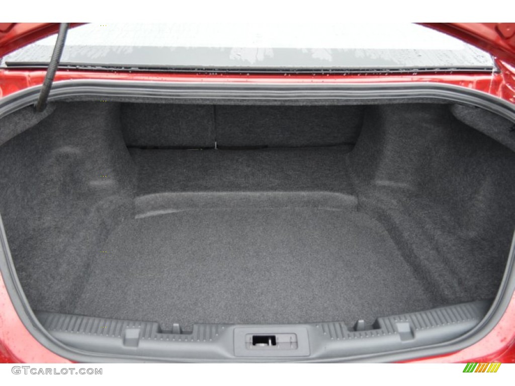 2013 Ford Taurus SHO AWD Trunk Photos