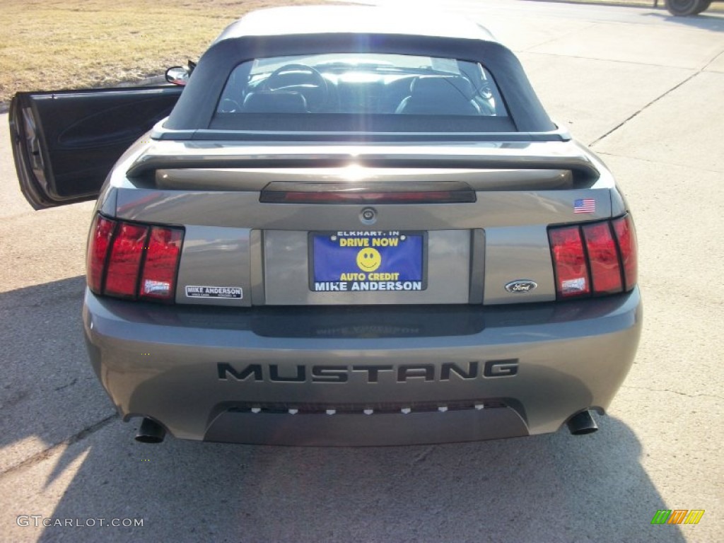 2002 Mustang GT Convertible - Mineral Grey Metallic / Dark Charcoal photo #8