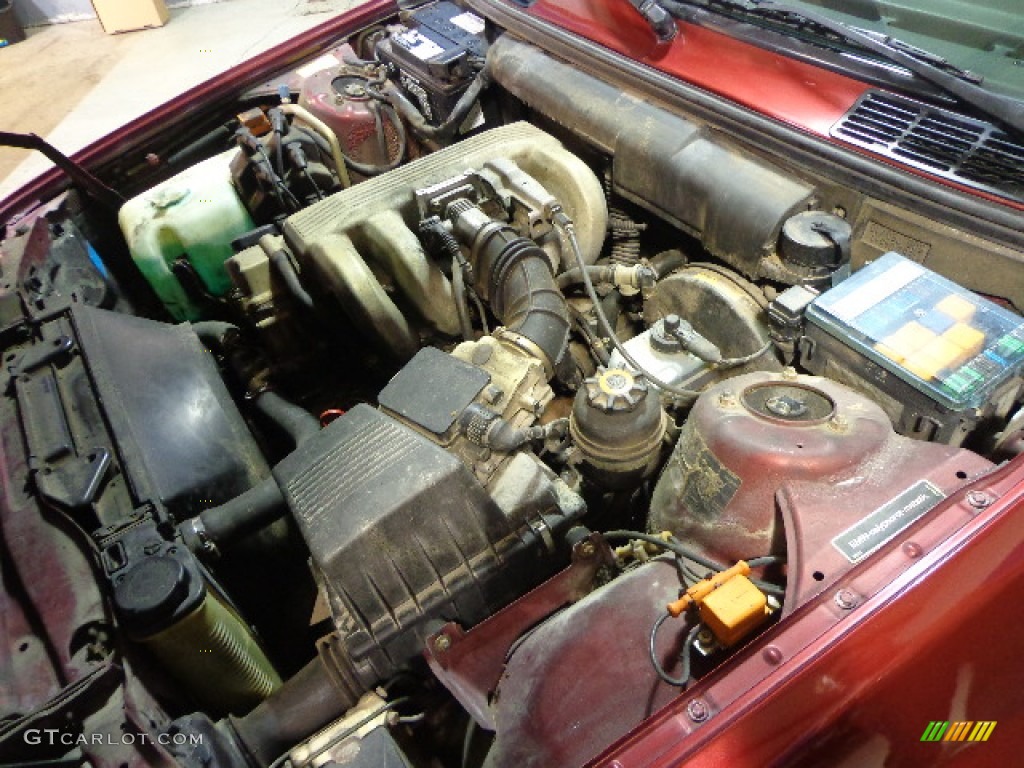 1991 BMW 3 Series 318i Convertible Engine Photos