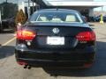 Black - Jetta SE Sedan Photo No. 5