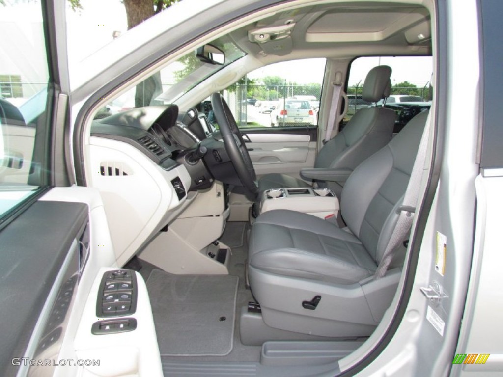 Aero Gray Interior 2010 Volkswagen Routan SEL Photo #77183471