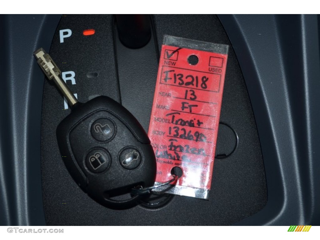 2013 Ford Transit Connect XLT Van Keys Photos