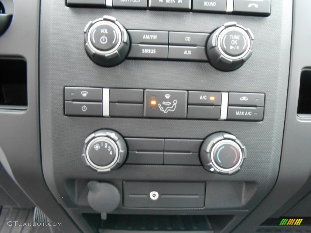 2013 Ford F150 XL Regular Cab Controls Photo #77184803