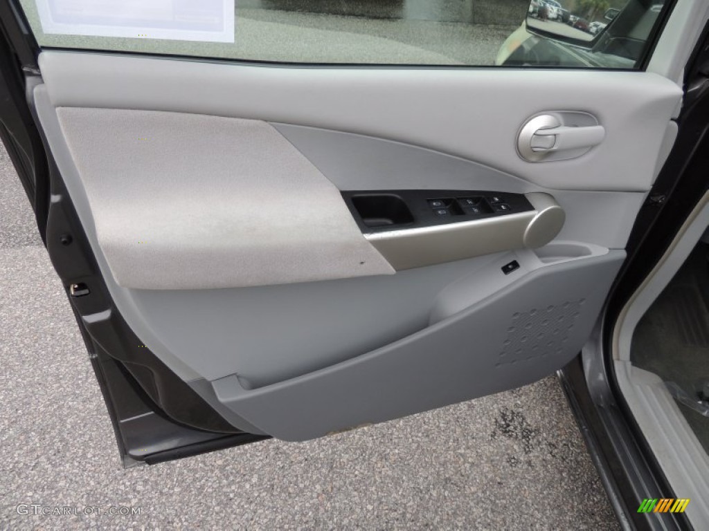 2004 Nissan Quest 3.5 SL Gray Door Panel Photo #77187020