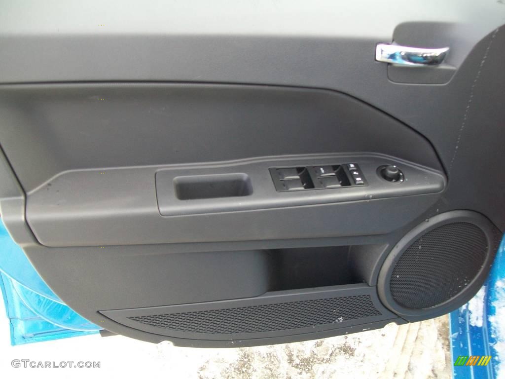 2009 Caliber SXT - Surf Blue Pearl / Dark Slate Gray/Blue photo #10