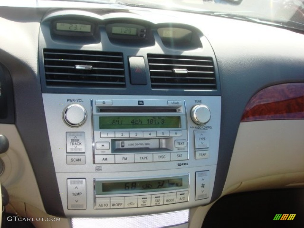 2006 Solara SLE Coupe - Arctic Frost Pearl / Ivory photo #17