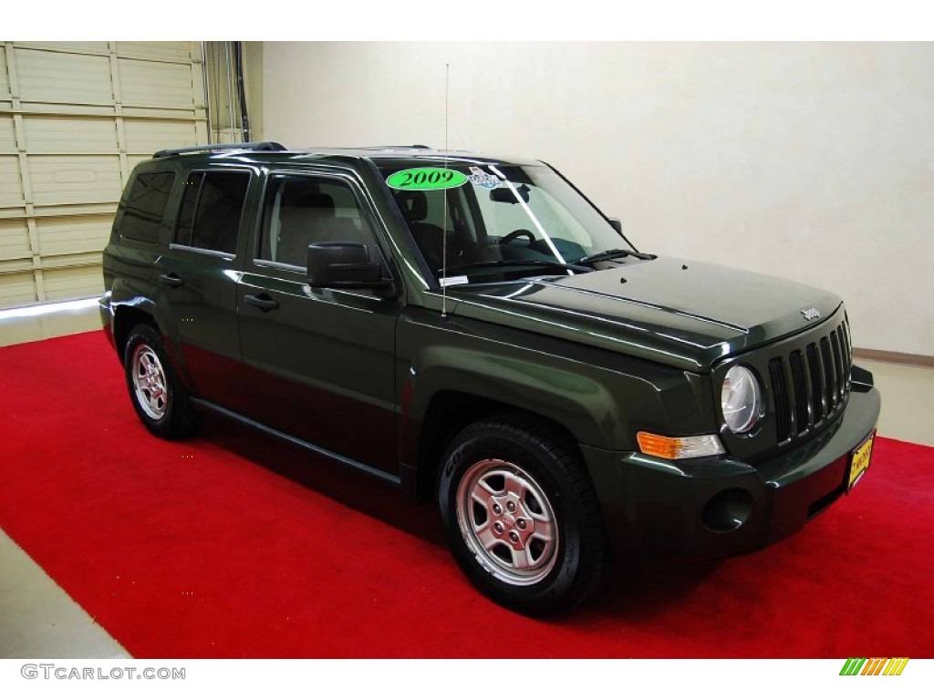 2009 Patriot Sport - Jeep Green Metallic / Dark Slate Gray/Medium Slate Gray photo #1