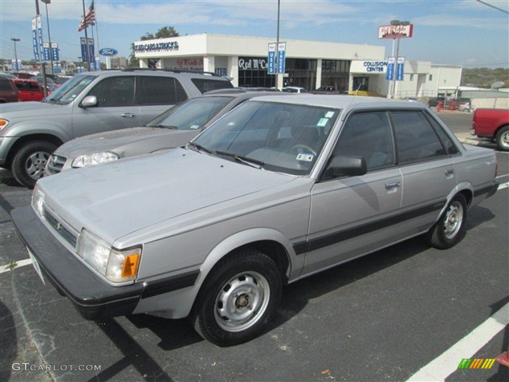 1992 Loyale Sedan - Quick Silver Metallic / Gray photo #4