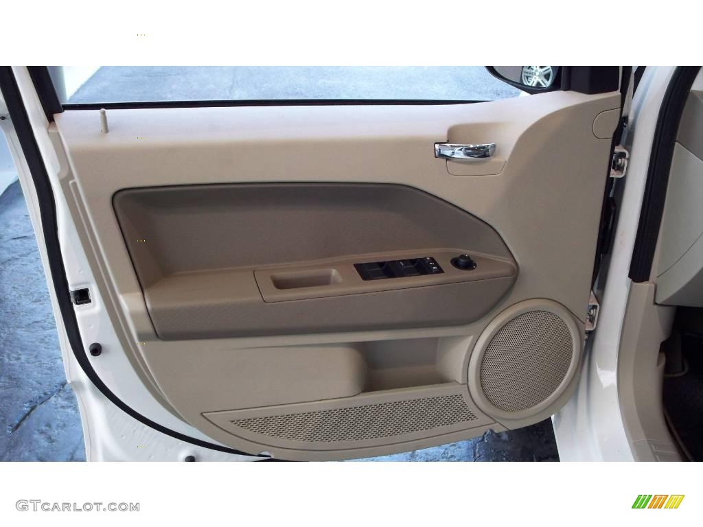 2009 Caliber SXT - Stone White / Pastel Pebble Beige photo #5
