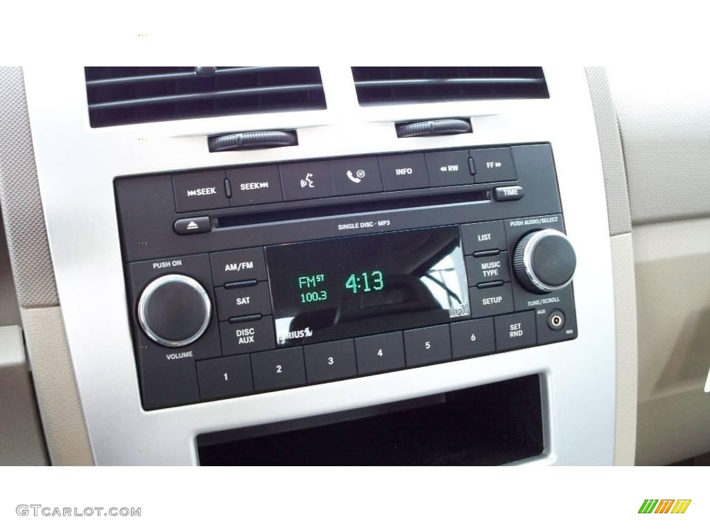 2009 Caliber SXT - Stone White / Pastel Pebble Beige photo #9