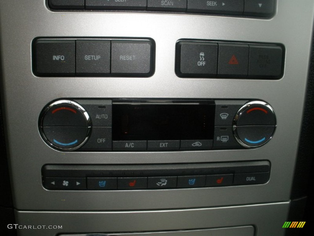 2010 MKX FWD - Sterling Grey Metallic / Charcoal Black photo #26