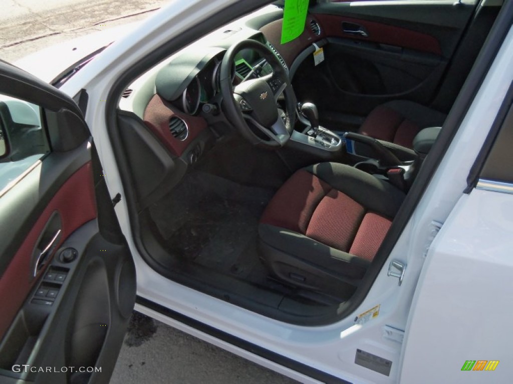 2013 Cruze ECO - Summit White / Jet Black/Sport Red photo #15