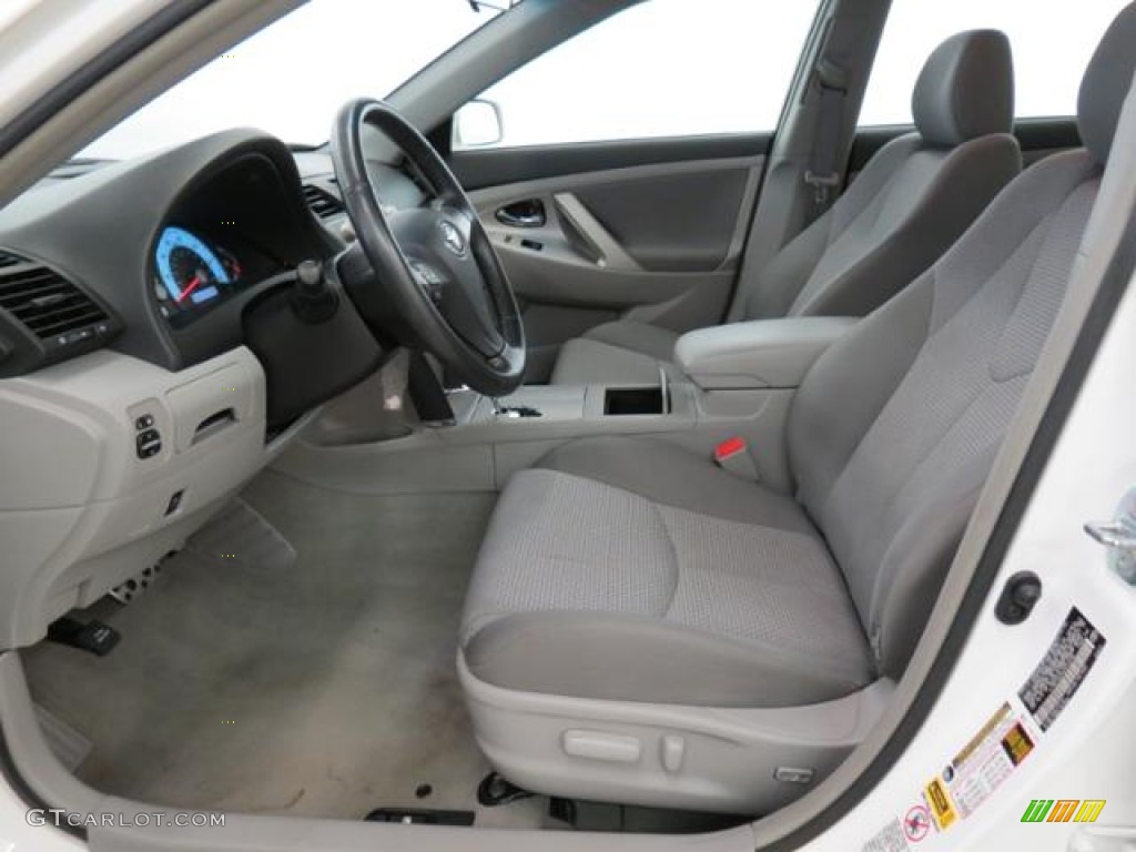 Ash Gray Interior 2010 Toyota Camry SE Photo #77200946