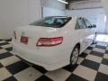 Super White - Camry SE Photo No. 26