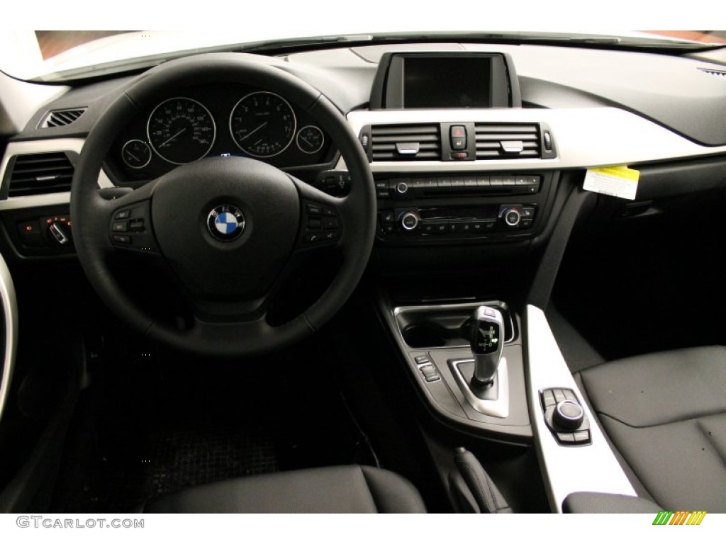 2013 3 Series 328i xDrive Sedan - Alpine White / Black photo #7