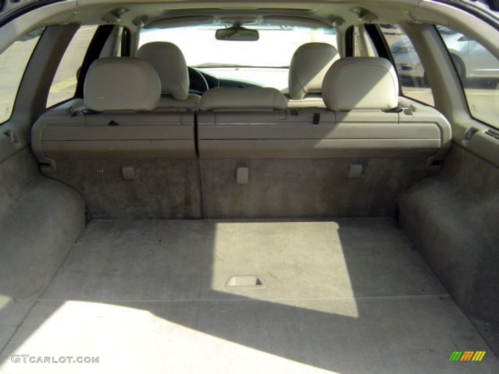 2002 V70 2.4 Wagon - Black / Taupe/Light Taupe photo #6