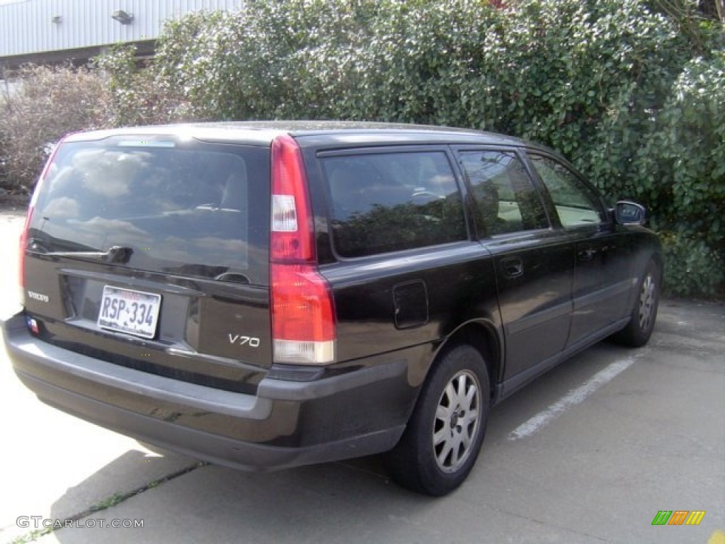 2002 V70 2.4 Wagon - Black / Taupe/Light Taupe photo #12