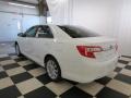 Super White - Camry Hybrid XLE Photo No. 21